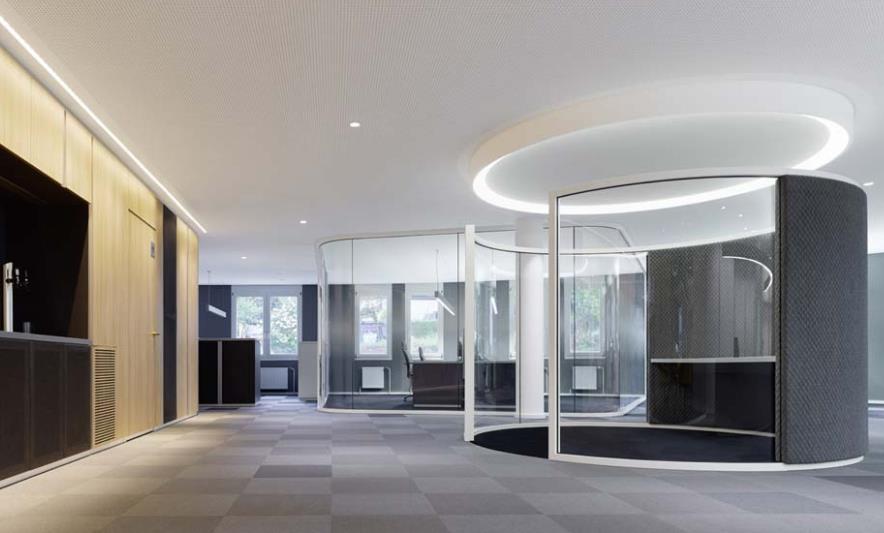 辦公室裝修施工電路鋪設(shè)的注意事項(xiàng)有哪些？辦公室橡膠地板的施工工藝是什么？