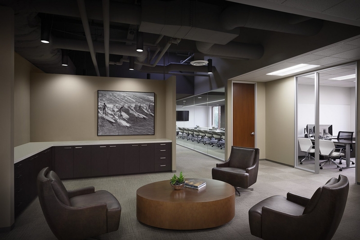 盤(pán)點(diǎn)國(guó)外金融辦公室設(shè)計(jì)案例